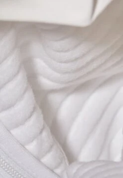 Mammut Taiss Light- Sweater Met Rits - White 16 Mammut Taiss Light- Sweater Met Rits - White -Mammut 5bf87bc593904cd9b80ca8c0ffe99b18