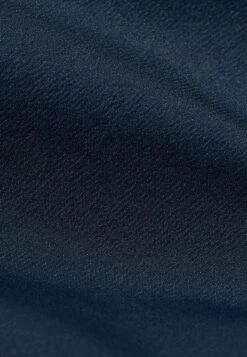 Mammut Aenergy In Hybrid - Outdoorjas - Marine White -Mammut 749ee787b2f246bb838aaa92cf5a3f6c