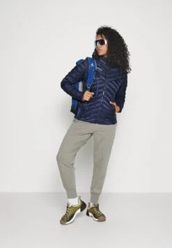 Mammut Albula In Hybrid - Winterjas - Marine -Mammut ae3a308c39f24d0682b25ff2f8c2a50b