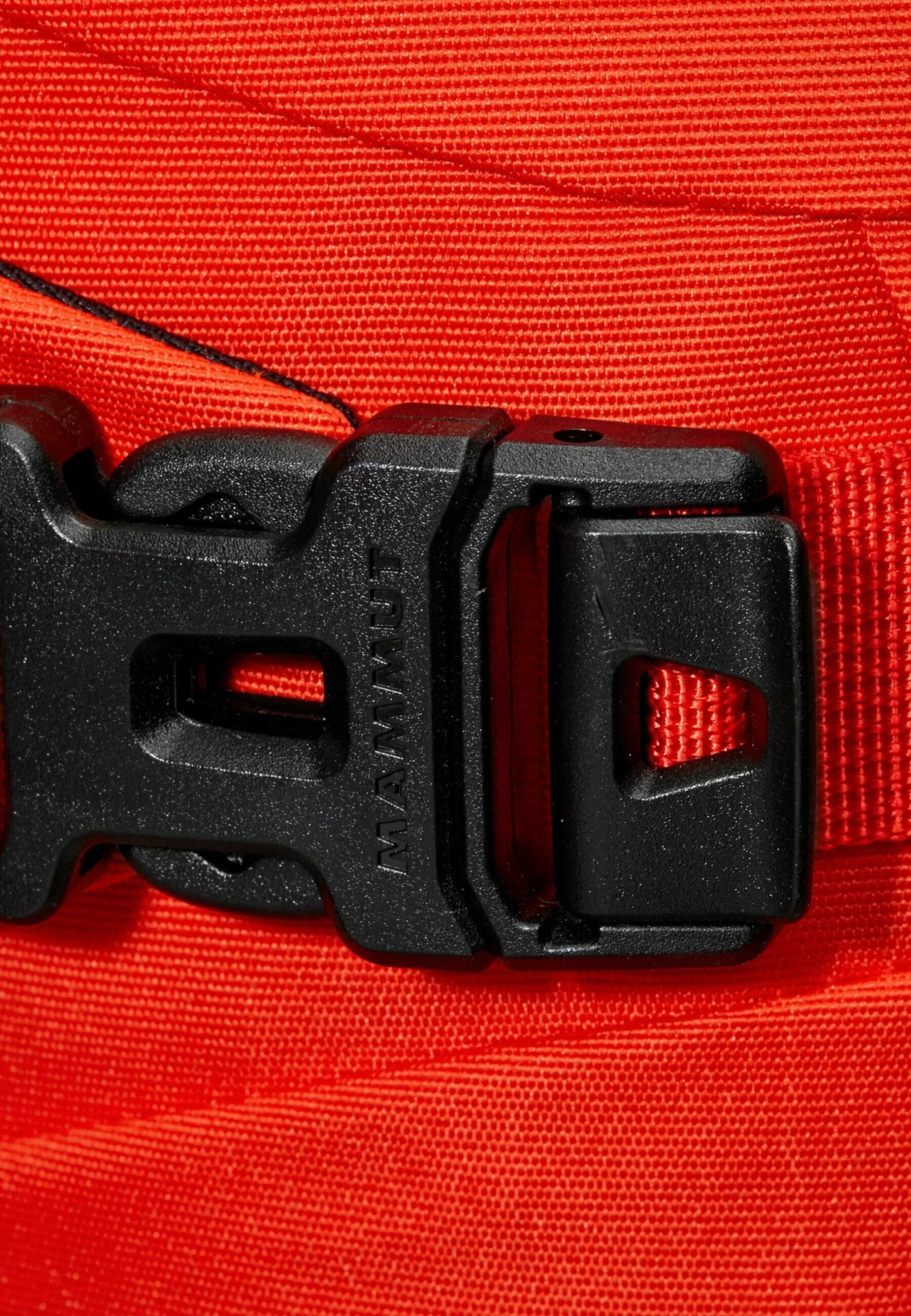 Mammut Niravana- Backpack - Hot Red Black 7 Mammut Niravana- Backpack - Hot Red Black - Afbeelding 5