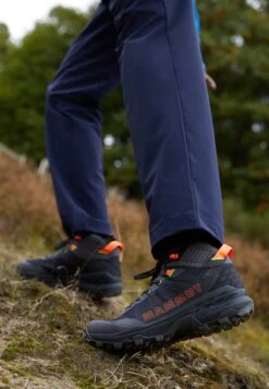 Mammut Sertig Mid Gtx - Outdoorschoenen - Dark Titanium Vibrant Orange -Mammut f01e1a2f794548acad308b761c303eb4