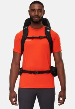 Mammut -Mammut fe18c2f0caba4af8ac05c1a20e47265e