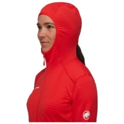 Mammut -Mammut mammut womens taiss light midlayer hooded jacket fleecevest detail 5